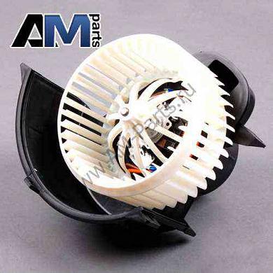 Вентилятор отопителя спереди Кайен 95557234201