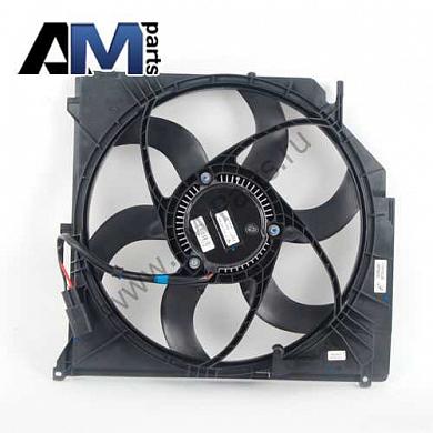 Радиатор системы охлаждения 17113452509 на BMW E83 3.0si