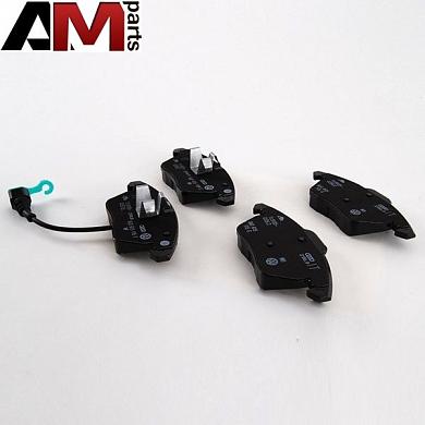 Колодки тормозные передние для Audi TT 8J0698151CКупить колодки тормозные передние Audi TT 8J0698151C- Купить и сэкономить