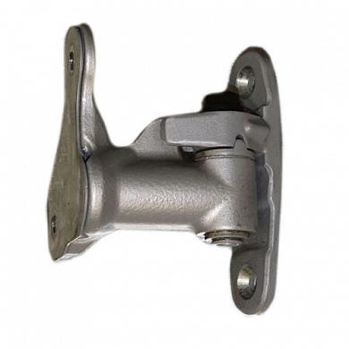 Петля водительской двери нижняя A2467200337 Mercedes GLA-klasse X156