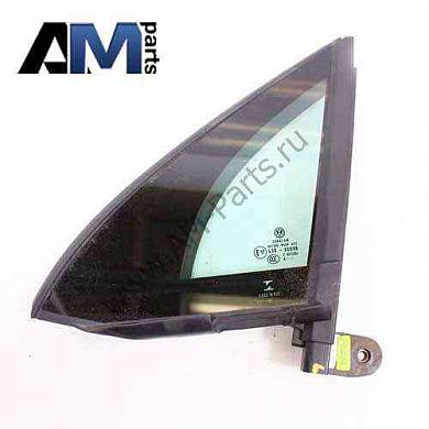 Неподвижное стекло Tiguan (водитель) 5NA845113C