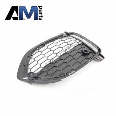 Решетка бампера правая BMW X5 (F15) (М-пакет) 51118064634