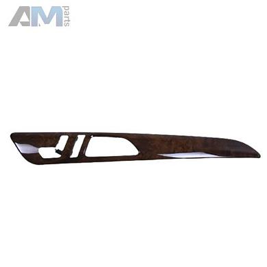 Накладка обшивки передней правой двери декоративная корень ореха (код 876) Mercedes GLE 2014-2018 A1667201422