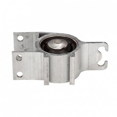 Опора рычага подвески правая A2463330200 Mercedes A-klasse W176