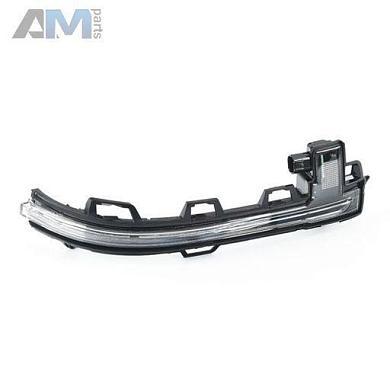 Указатель поворота зеркала левый 63137441440 на BMW X3 (G01) 2017-2024