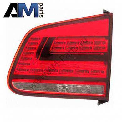 Фонарь задний внутренний светодиодный правый Фольксваген Тигуан (2012-2016) 5N0945308A