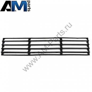 Решетка переднего бампера центральная на Пассат Б5 9539999A1 (KLOKKERHOLM)