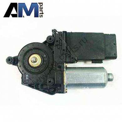 Двигатель стеклоподъемника левый Superb I 1C0959801001