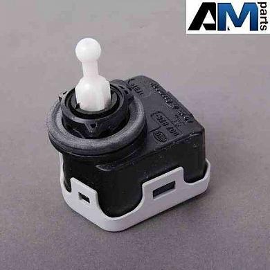 Электрокорректор фар Пассат Б5 1J0941295C