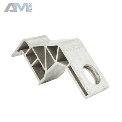 Кронштейн радиатора нижний правый Mercedes C W205 (2014-2023) A2055014220