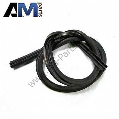 Уплотнитель передней двери внутренний нижний Сирокко 1K8867911C