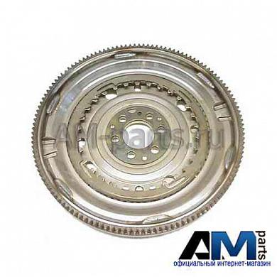 Маховик 6-DSG на Passat B6 1.4 TSI 036105266D