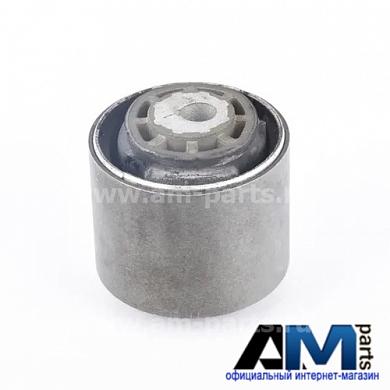 Сайлентблок нижнего рычага A2053332400 Мерседес С-класса W205