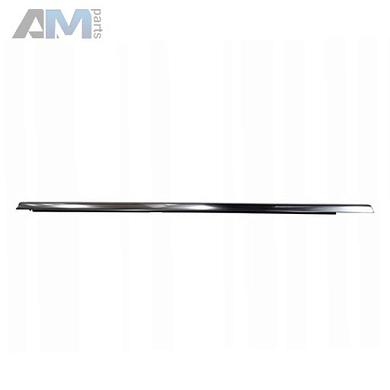 Молдинг стекла двери задней правой нижний (хром) Mercedes C W205 (2014-2023) A205730062428