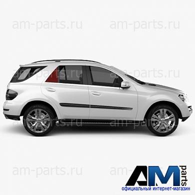 Стекло задней двери левое (неподвижное) Mercedes ML W164 A1647302355