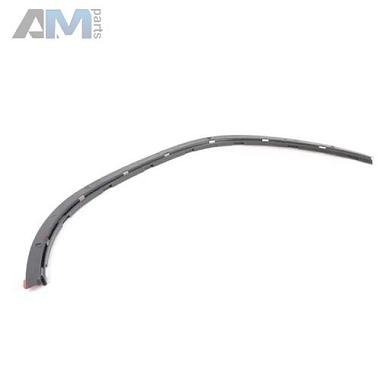 Накладка под расширитель крыла задняя правая внутренняя Mercedes GLS 2015-2019 A1668846822