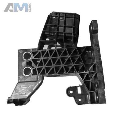 Кронштейн крепления левой фары Mercedes GLC Coupe 2016-2023 A2546208300