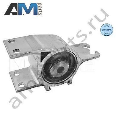 Опора рычага подвески (R) MEYLE (0146100022) Mercedes GLA 2013-2019 (X156)